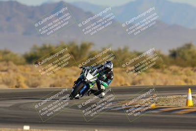 media/Dec-09-2023-SoCal Trackdays (Sat) [[76a8ac2686]]/Turn 15 Set 1 (230pm)/